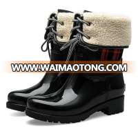 Hangzhou factory wholesale flat sole fur lined russia winter boots for women